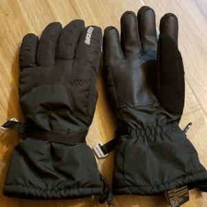 Snowboarding gloves